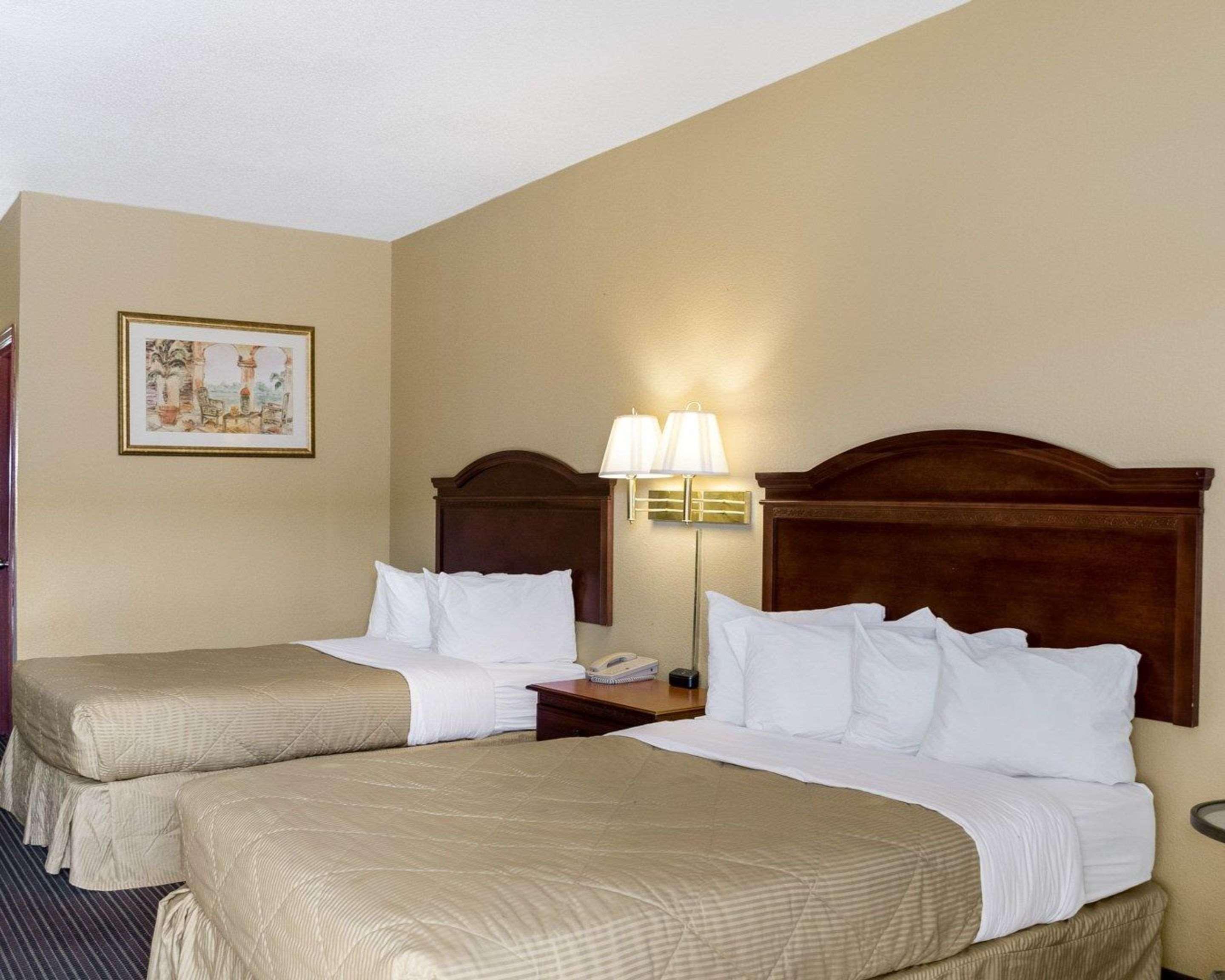 Econo Lodge By Choice Грінвілл Екстер'єр фото