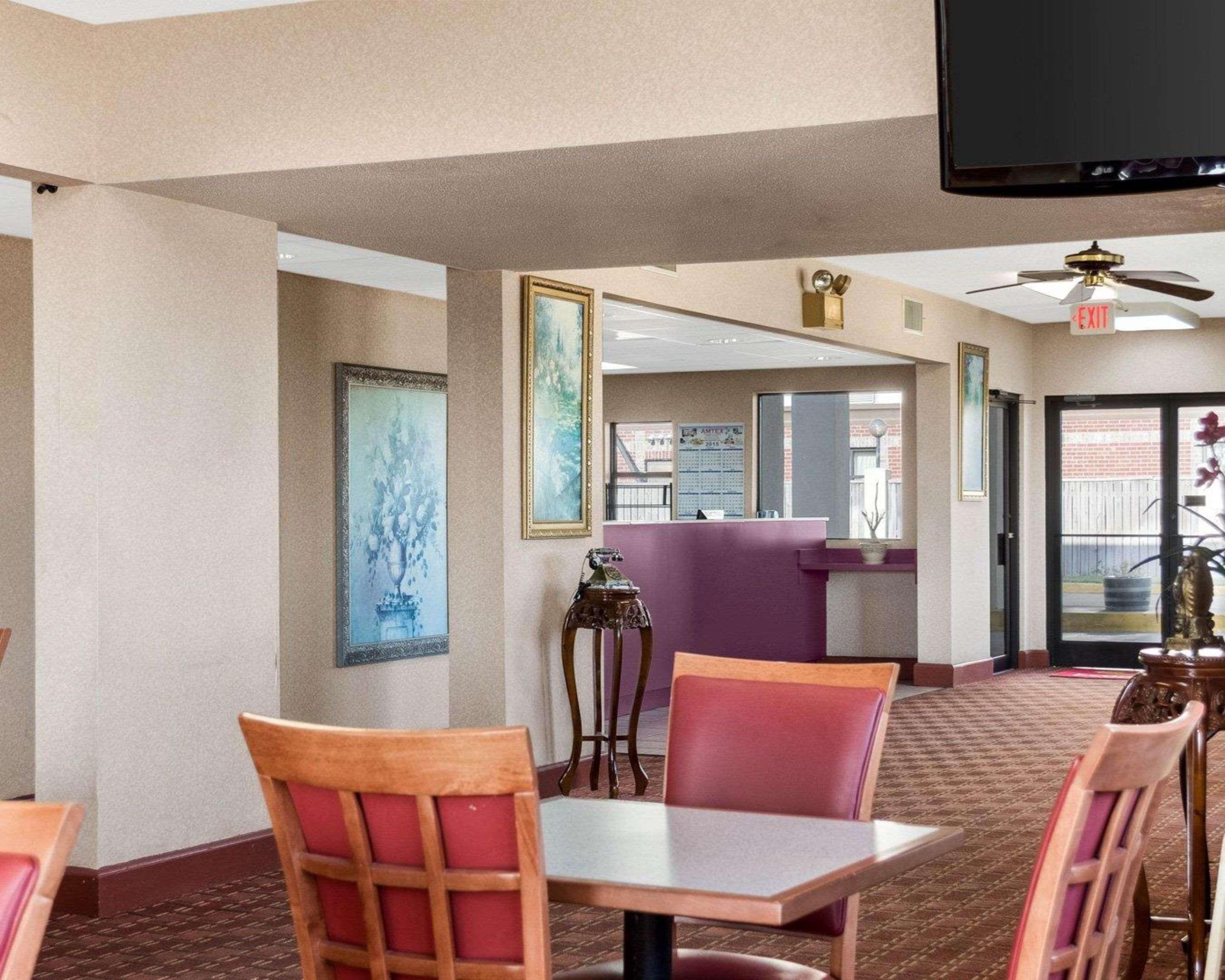 Econo Lodge By Choice Грінвілл Екстер'єр фото